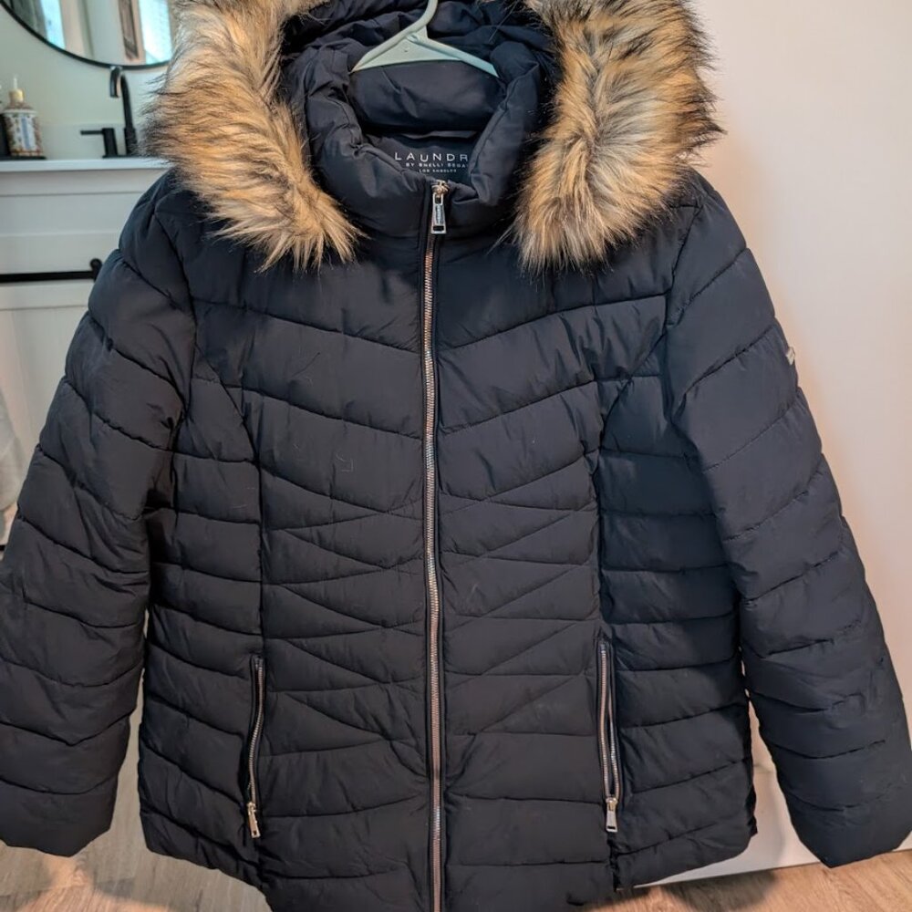 Women’s Laundry by Shelli Segal Puffer Jacket – Size Large – Navy Blue